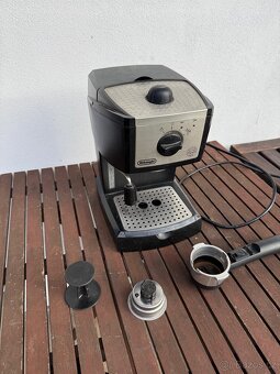 Pákový kávovar DeLonghi - 3