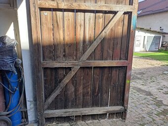 Garážová vrata dřevěná - 3