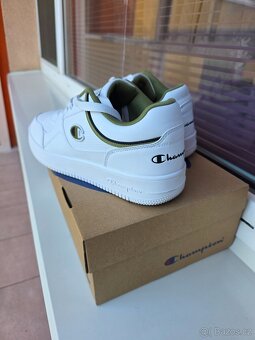 Champion - 3