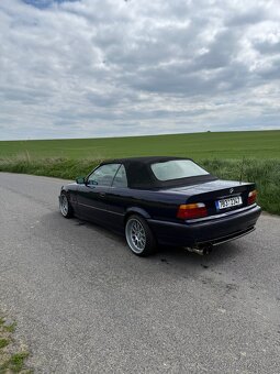 BMW e36 320i cabrio - 3