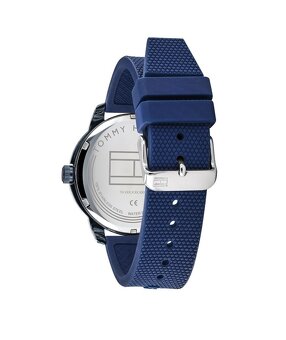 Tommy Hilfiger - 3