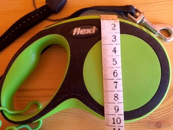 Vodítko flexi Classic M 20 kg, 8 m lanko se zásobníkem na s - 3