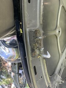 Vw passat b6 , nahradni dily , černá , sedá - 3