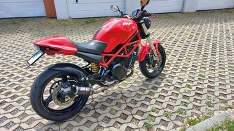 Ducati Monster 695 - 3