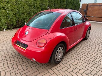 Volkswagen New Beetle - 3