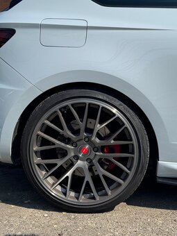 Ispiri FFP1 19x8.5 5x112 - 3