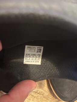 Sálové boty Adidas velikost 41,5 - 3