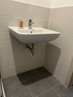 Umyvadlo Ideal Standard 60 cm s baterií Grohe - 3