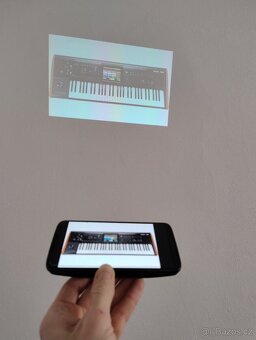 Motorola Z3 + PROJEKTOR k řadě Z (Moto mod) - 3