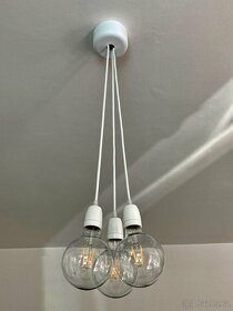 Moderní závěsný lustr s 3 žárovkami a Muuto základnou - 3