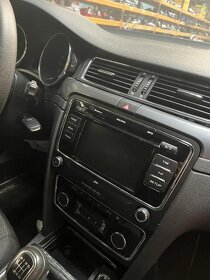 Náhradní díly z auta Škoda Superb 2 Motor 125Kw kód CFG - 3