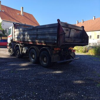 Mercedes Benz AXOR 8x4 třístranný sklápěč. - 3