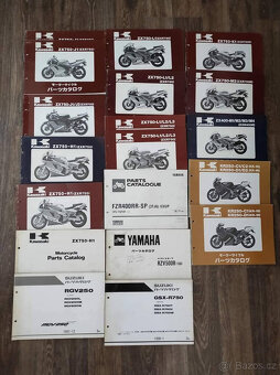 Katalogy, manuály VFR750 ZXR750 RVF750 RG500 CB750 GPZ900 - 3