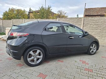 Honda Civic, 1,4i GT,73kW - 3