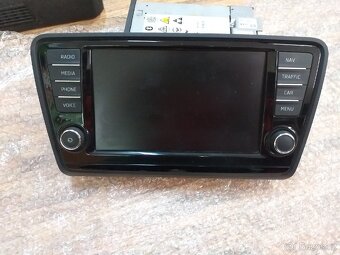 Kompletní reprosoustava CANTON pro Octavia 3 - 3