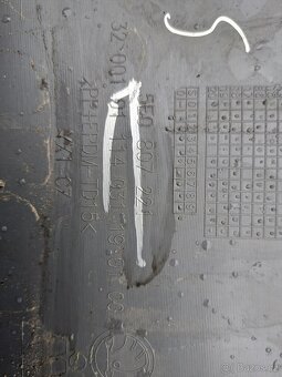 Škoda Octavia 3, III, přední nárazník. - 3