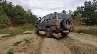 Nissan Terrano 2.7td, rok 96 - 3