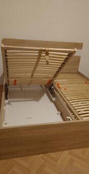 Manželská postel, obývací segment, věšák - 3