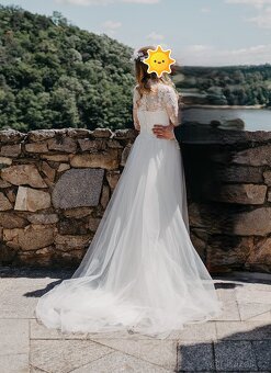 Krajkové svatební šaty - 3