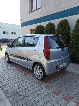 Daihatsu Cuore VII (L275) 1.0 - 3