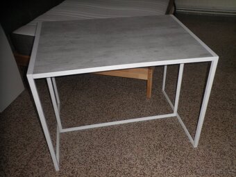 Stůl s kombinací malých stolků - 3