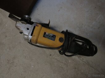 Bruska úhlová za 100 Kč. - 3