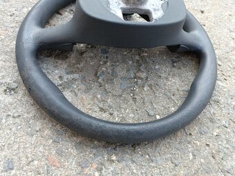 VW T5 facelift volant - 3