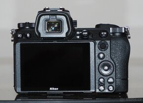 Nikon Z7 II + Z 24-70/f4 mm - 3