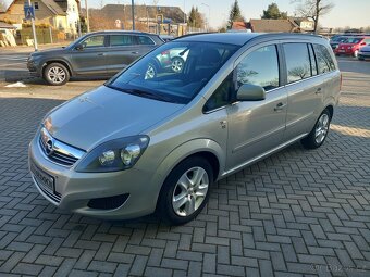Opel Zafira 1.6i TAŽNÉ 7 MÍST 2010 BEZ KOROZE - 3