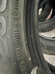 Prodám zimní gumy Continental 4x4 Contact 235/55 R17 - 3