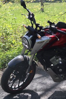 Honda CB125R - 3