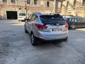 náhradní díly Hyundai IX35 2.0crdi kod:D4HA 100kw - 3