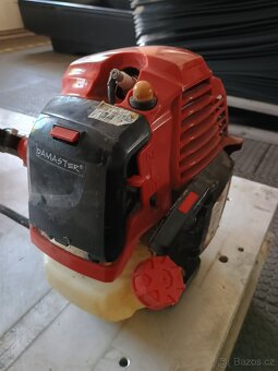 Benzínový křovinořez Damaster KR521 - 3