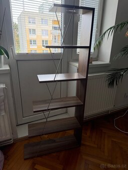 Regál/ knihovna asi 160cm vysoká - 3