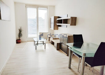 Pronájem bytu 2+kk, 54m2 + terasa 16m2, ul. Chotěšovská, Pr - 3