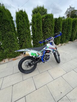 Xmotos -XB-88 250 cc 4t kola 21-18 - 3