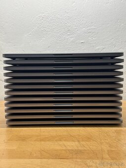 MacBook Pro M1 2020 CTO /16GB RAM/256GB SSD/Záruka - 3
