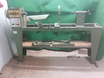 SOUSTRUH NA DŘEVO  ROJEK - 3