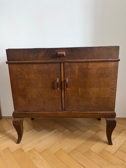 Starožitní komoda - 3