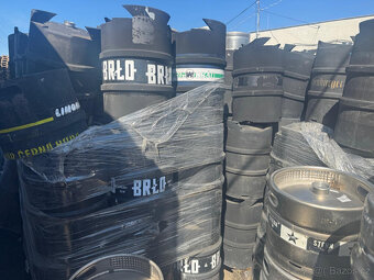 Poškozené kegy / pivní sudy / keg - 3