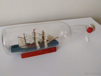 Model lodi ve skleněné lahvi, 80tá léta - 3