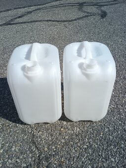 Kanystr plastový 10 litrů - 3