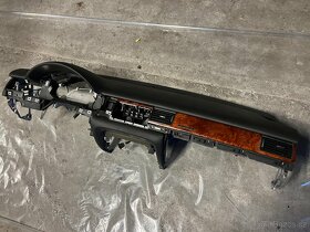 PALUBNÍ DESKA AUDI ČERNÁ A8 4E D3 4E1857003D - 3