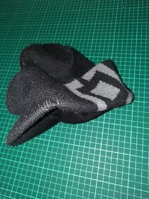 Prodam cepice celkem 5ks - 3