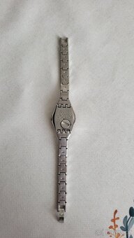 Dámské hodinky SWATCH - 3