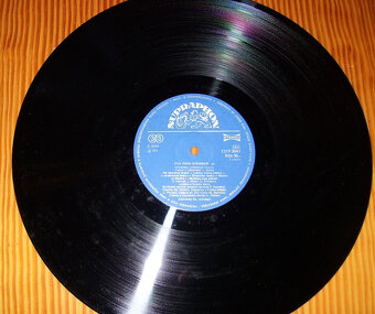 LP deska Strážnice 2 - Živá píseň z r.1982/118/ - 3