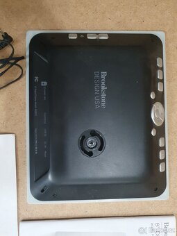 Digitální fotorámeček Brookstone - 3