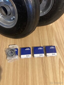 kolečka 3,00-4 plechová - 3