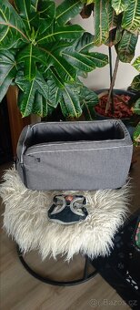 Autosedačka+postroj - 3