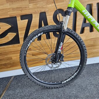 Horské kolo Maxbike professional, rám vel. 19. - 3